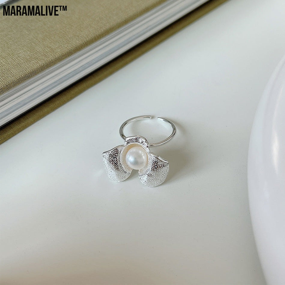 Irregular Flower Pearl Ring