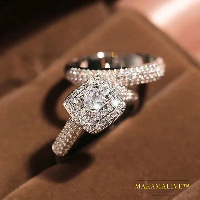 Ladies Luxury Oversized Ring Exquisite Gorgeous Fashion Wedding Preferred Jewelry 925 Silver Girl Jewelry Moissanite Ring