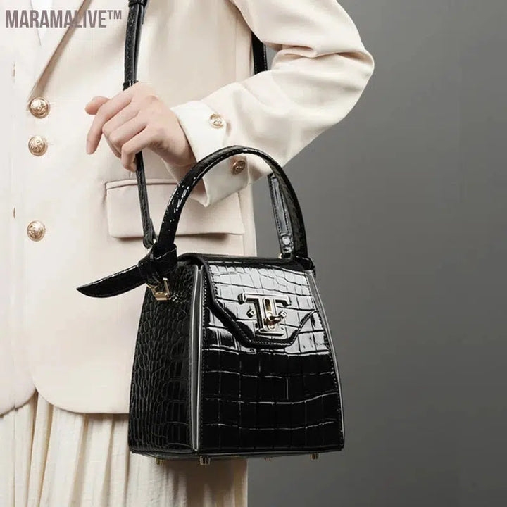 Leather Crocodile Pattern Small Tote Handbags For Women 2024 Trend Designer Ladies Shoulder Crossbody Bags