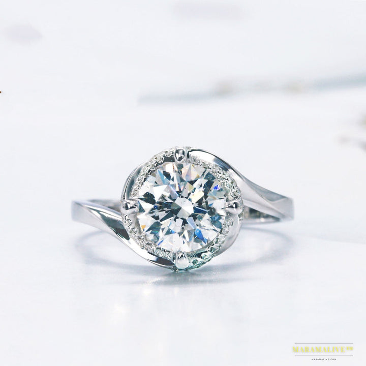 Luxurious Six-Prong Moissanite Ring - Designer Lab-Created Diamond Alternative