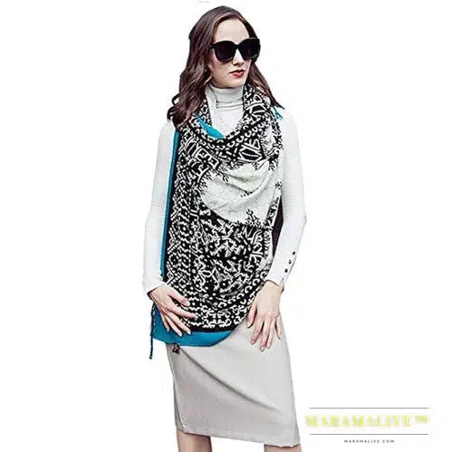 Luxury Brand 100% Pure Wool Large Size Women Bandana Headwarp Pashmina Cashmere Scarf Luxury Merino Poncho Shawl