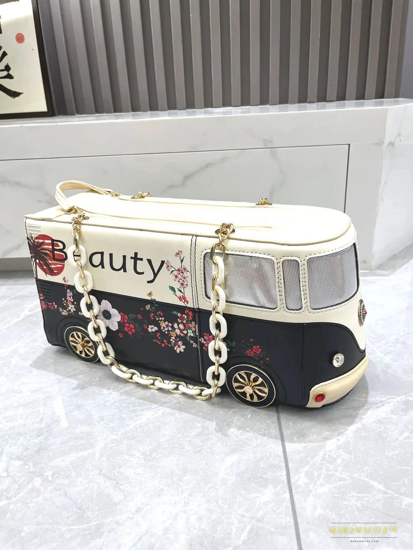 Luxury Designer Quirky Bus Shaped Handbag – One-of-a-Kind High-Quality PU Leather Purse