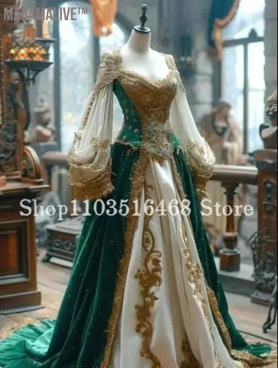 Luxury Fantasy Victoria Prom Dress V Neck Flared Long Sleeve Corset Corset Gold Appliqué A-Line Tailored Long vestidos de fiesta