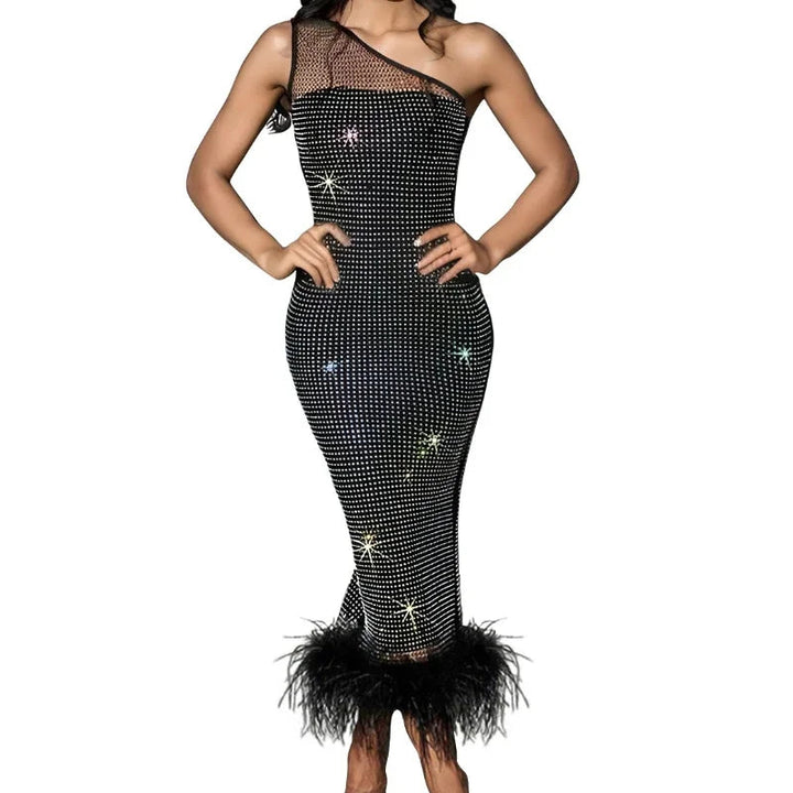 Maramalive™ Elegant Feather-Embellished Bodycon Dress: Stunning Handmade Steampunk Style for Parties and Clubbing