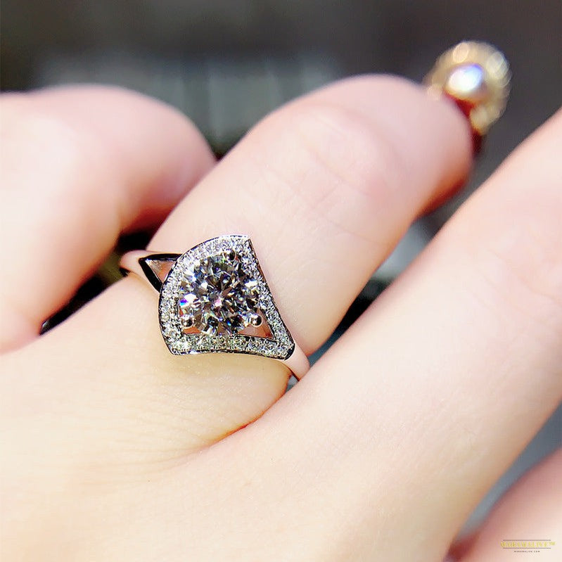 Maramalive™ Moissanite Ring