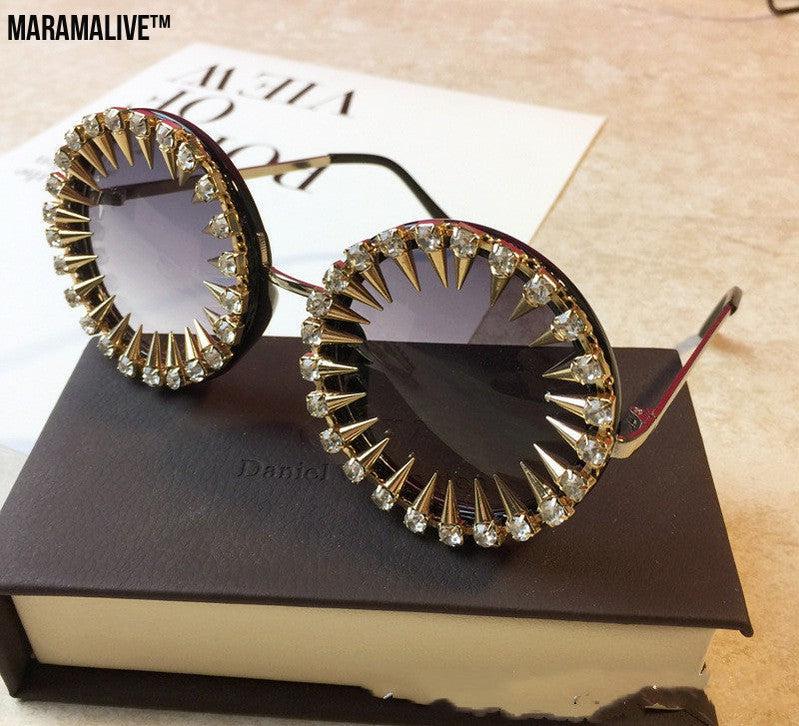 Maramalive™ Unique Round Rivet Steampunk Sunglasses Women Men