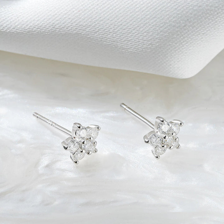 Moissanite 5 Petal Flower Earrings White Gold Stud Earring for Women 925 Sterling Silver Moissanite Diamond Earring Gift Jewerly