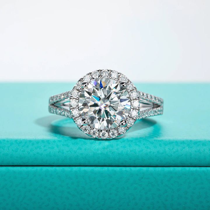 Moissanite Halo Engagement Rings: Stunning Beauty & Affordability