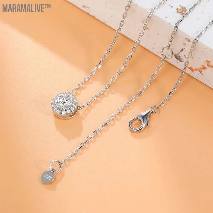 Moissanite Necklace 0.5ct/1ct D Color Round Cut Pendant 18K White Gold Plated Adjustable 925 Sterling Silver Fine Jewelry