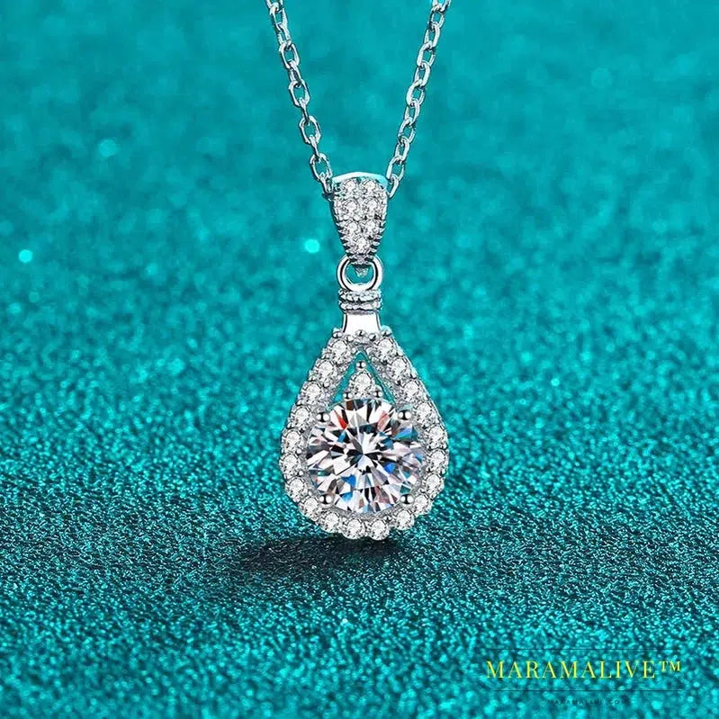 Moissanite Pendant For Women Diamond Necklace 925 Sterling Sliver Plated 18k White Gold Wedding Fine Jewelry for Girl