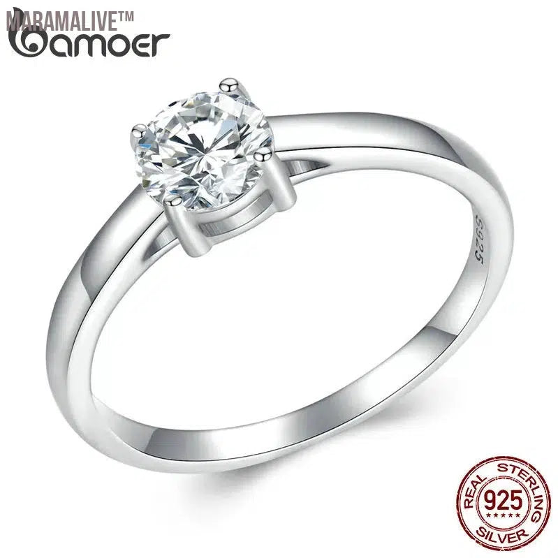 Moissanite Ring Round Moissanite Diamond for Women 925 Sterling Silver Engagement Wedding Band MSR005