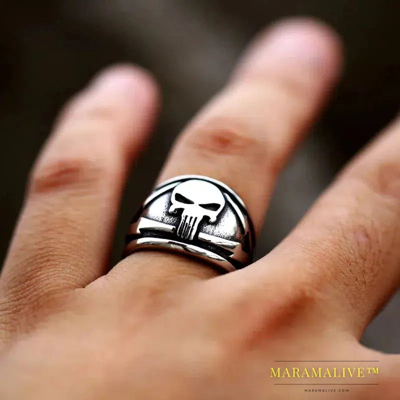 Movie Steel Warrior Men's Ring Skull Shape Ring Men's New Fashion Retro Horror Ring Metal Accessories Jewelry