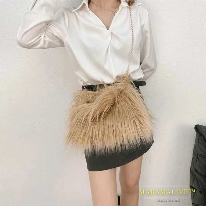 NEW Fashion Faux Fur Women Shoulder Bags Y2K Fashion Plush Handbags Luxury Tote Soft Warm Winter Hairy Purse 2023