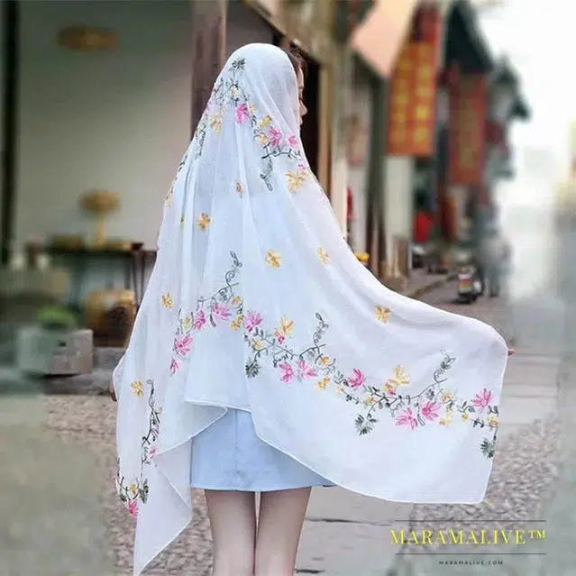 New Arrival Shawl Women Embroider Flower Scarf Pashmina Cashmere Scarf Winter Warm Fine Tassels Scarf Shawl Fashion Shawl Scarve