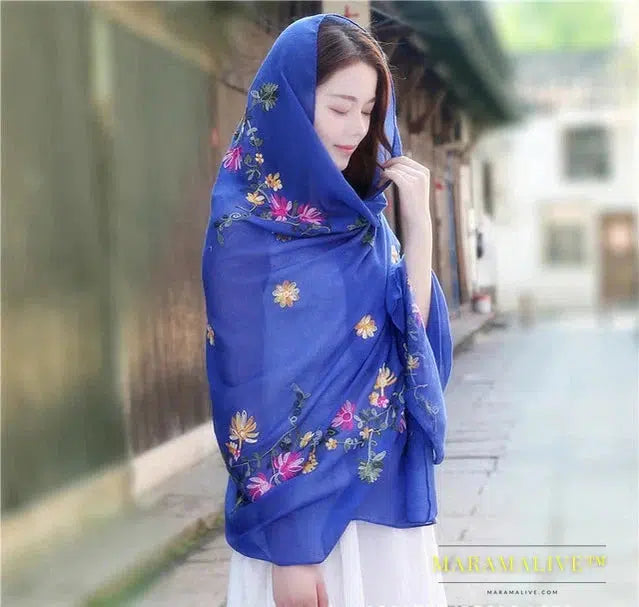 New Arrival Shawl Women Embroider Flower Scarf Pashmina Cashmere Scarf Winter Warm Fine Tassels Scarf Shawl Fashion Shawl Scarve