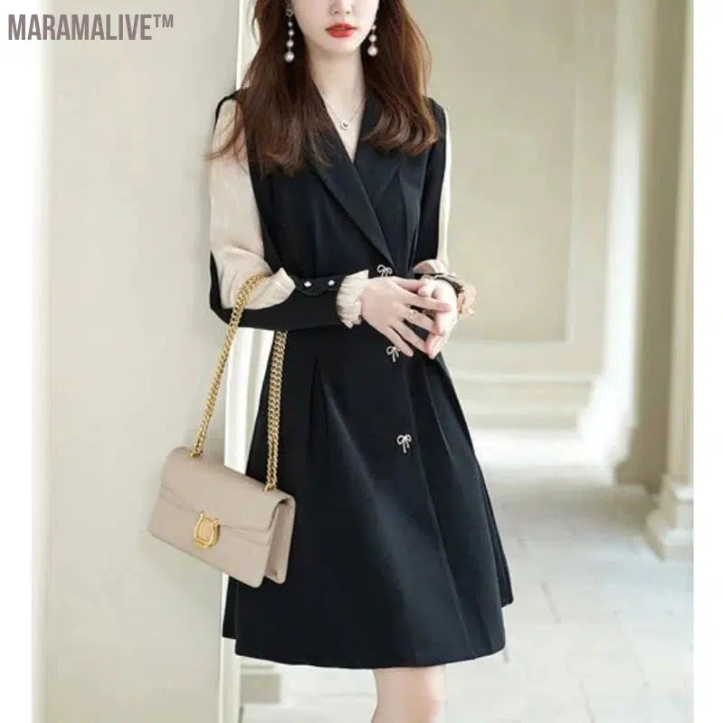 New Autumn/Winter Edition Minimalist Elegant Dress Long Sleeve V-neck Spliced Button Women's Medium Length Dress