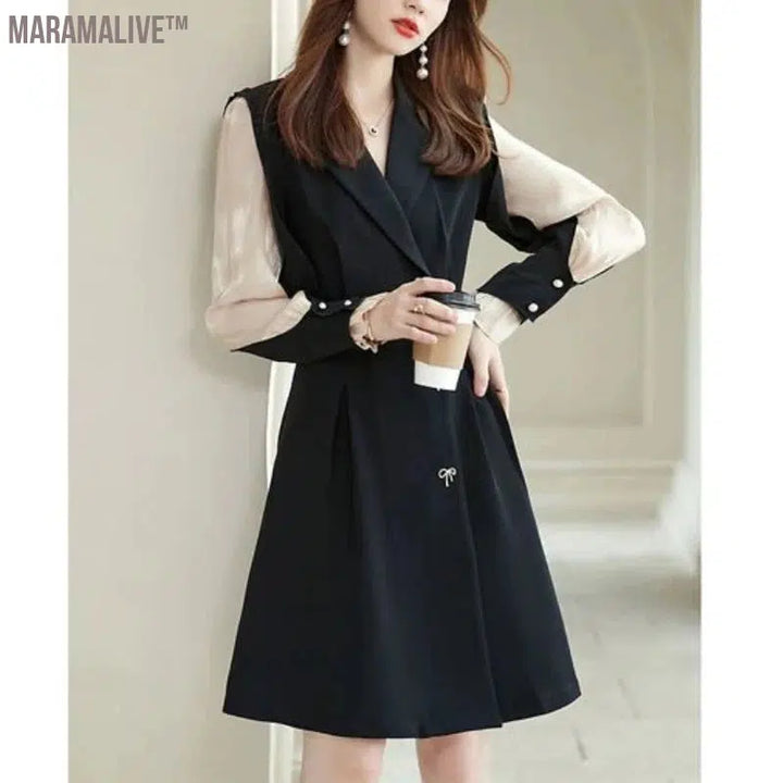 New Autumn/Winter Edition Minimalist Elegant Dress Long Sleeve V-neck Spliced Button Women's Medium Length Dress