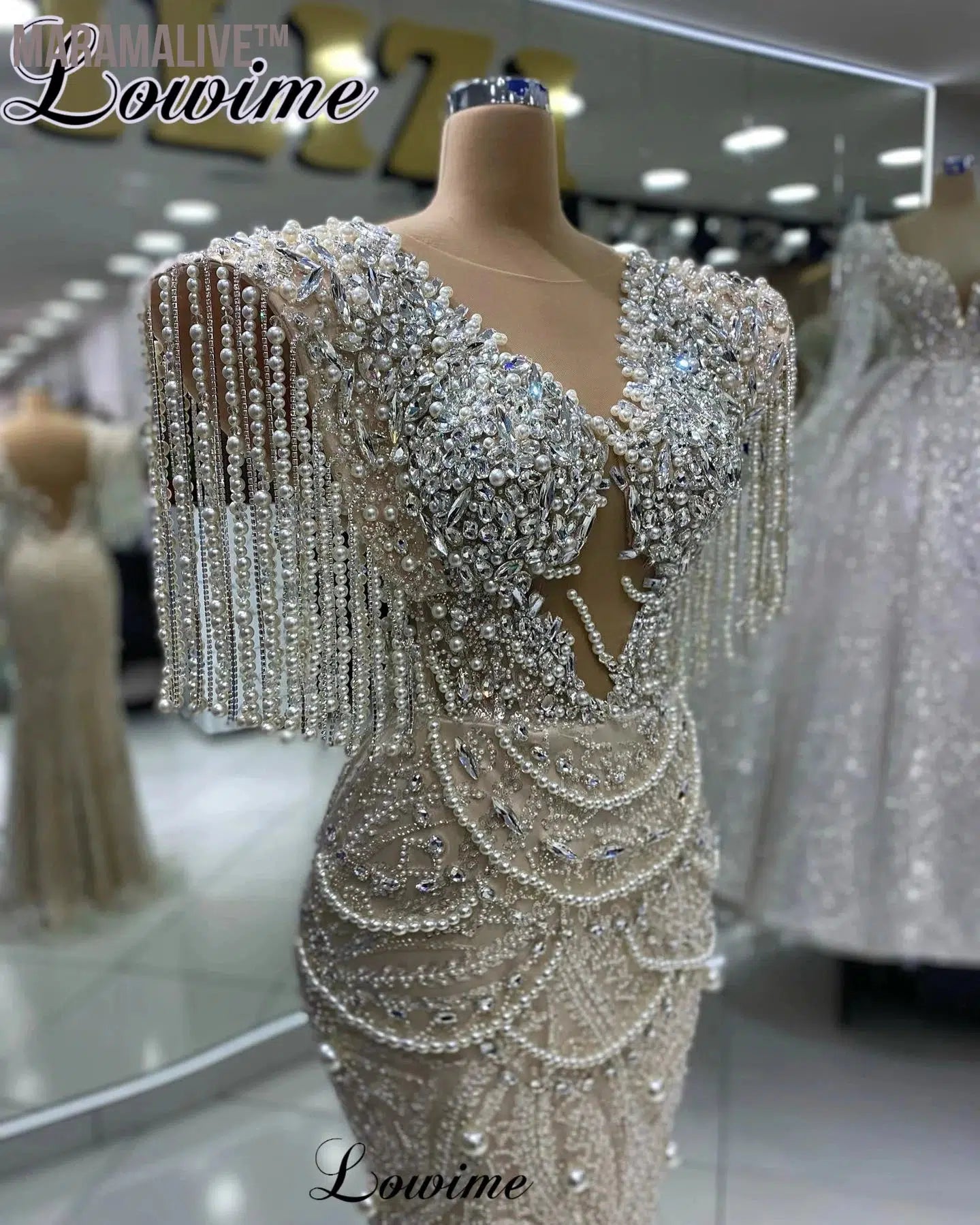 New Fashion Crystals Celebrity Dresses in Gold For Women Sleeveless Evening Dresses With Pearls Vestidos De Gala Coutures Gowns