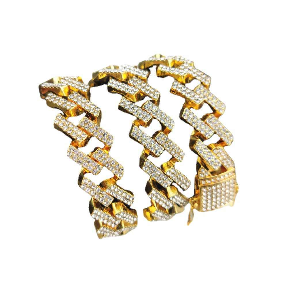 A Men's Hip Hop Unique Zig Zag Cuban Link Chain Bracelet with diamonds on it from Maramalive™.