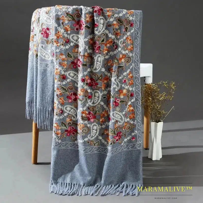 Pashmina Women Shawls Embroidery Flower Wrap Chal Soft Imitation Cashmere Scarf Tassels Muffler Poncho Cape