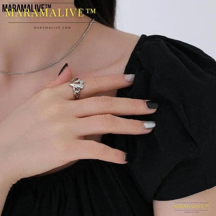 Pretty, thoughtful Gift for Her - Women's Fashion Personality Love Heart-shaped Ring