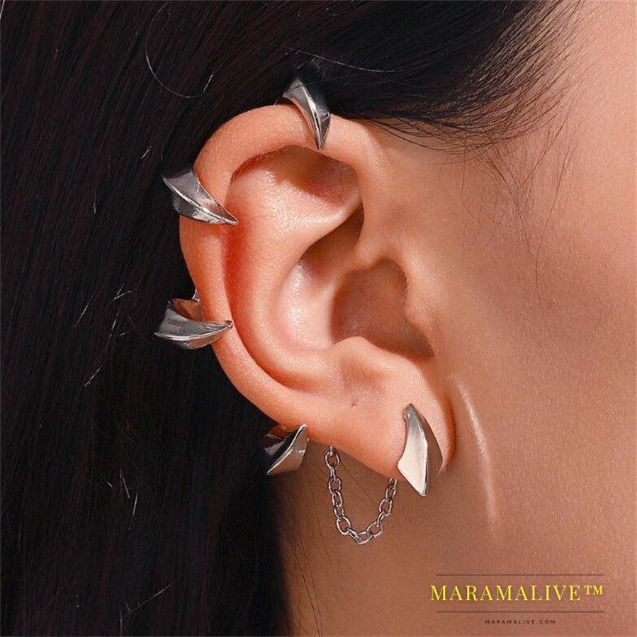 Retro Personality Gothic Demon Claw Geometric Ear Clips