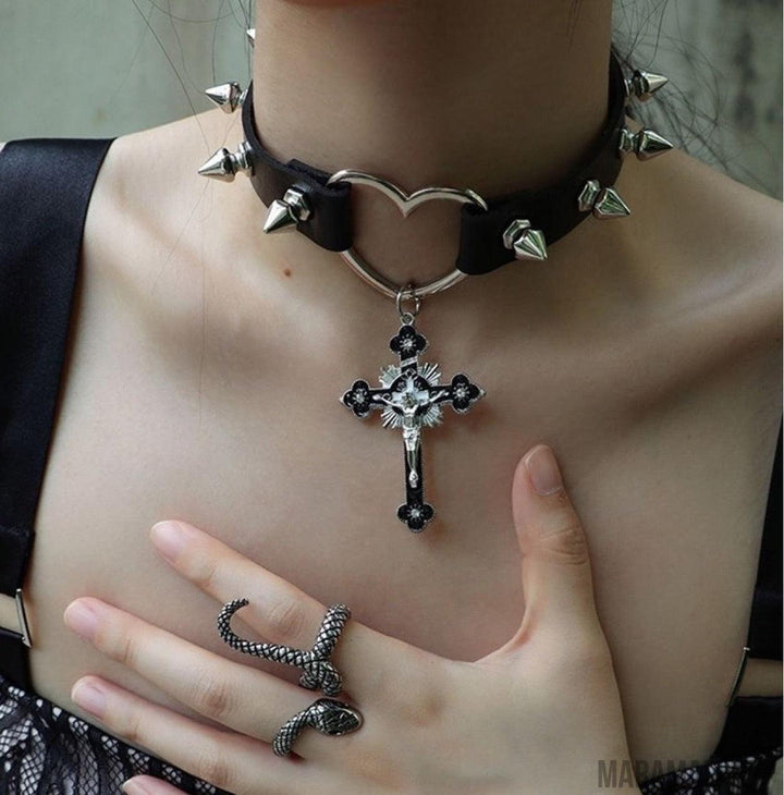 Rivet Leather Punk Thorn Cross Collar