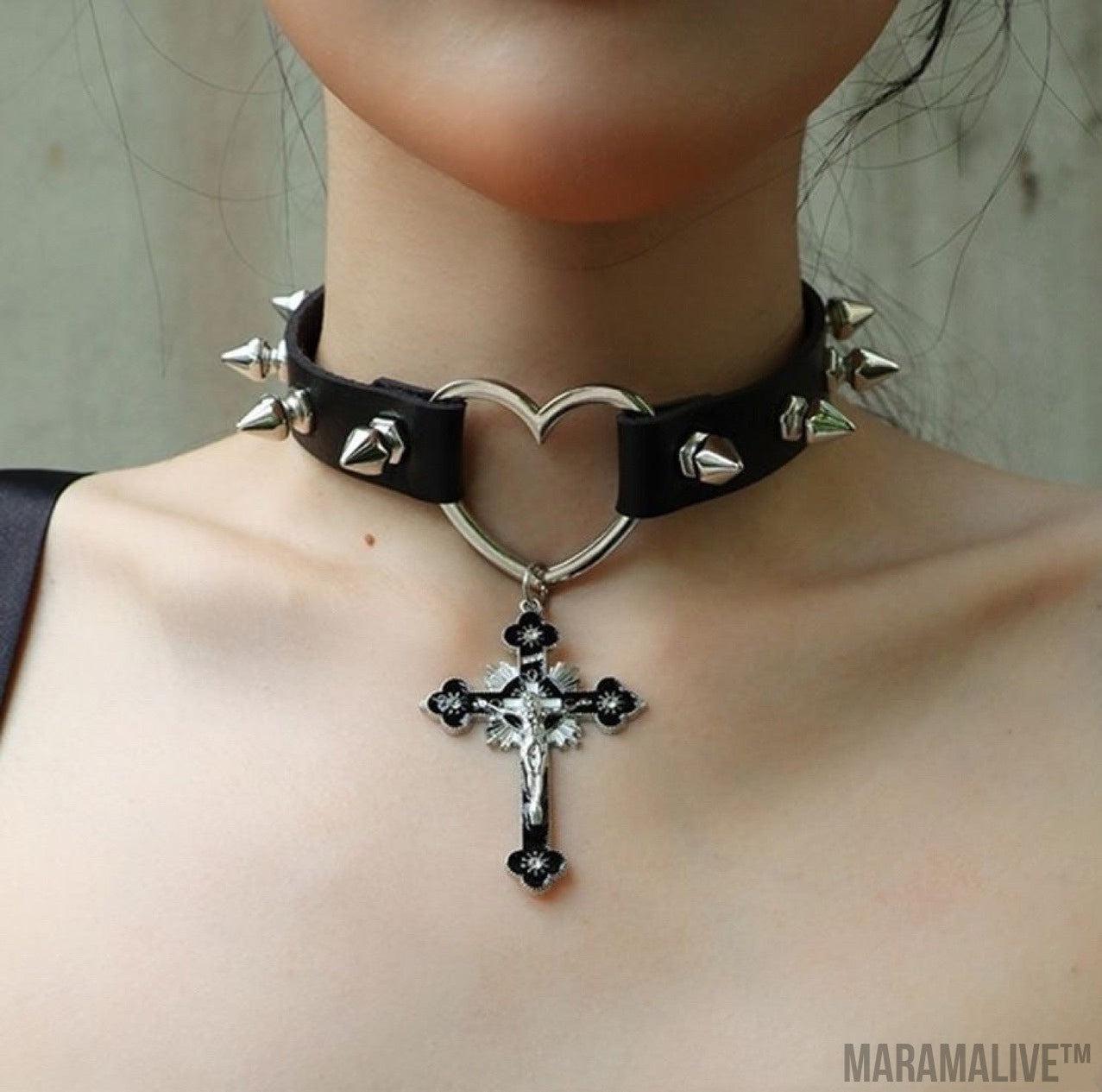 Rivet Leather Punk Thorn Cross Collar