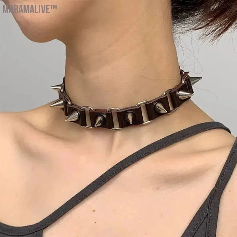 Riveted Leather Necklace Neck Jewelry Halloween Gothic Style Accessory Collarbone Chain Black Punk Collar Femme Neck Strap