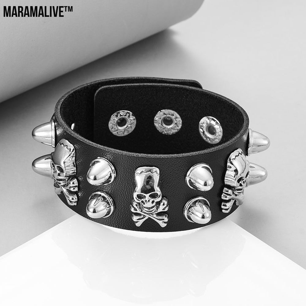 Round Rivet Gothic Bracelet Hip Hop Dark Skull Head Leather Bracelet