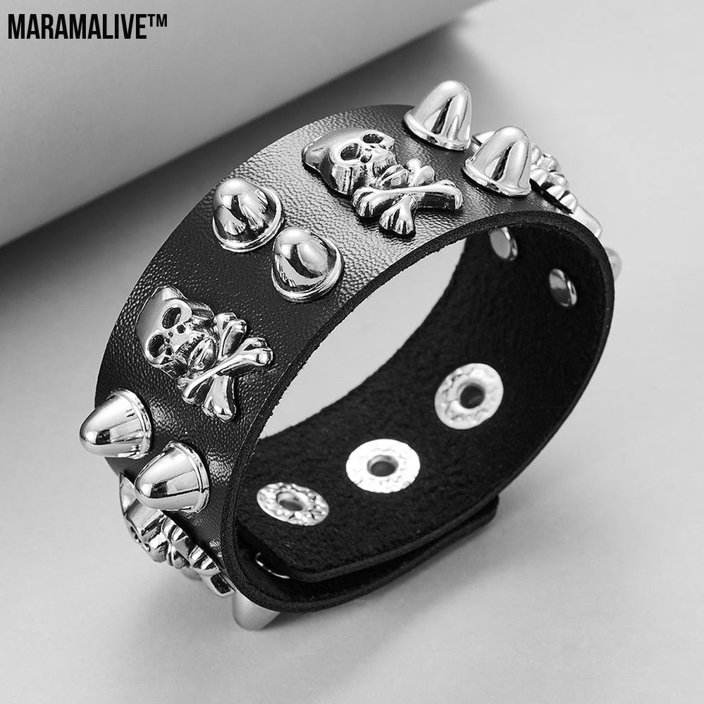 Round Rivet Gothic Bracelet Hip Hop Dark Skull Head Leather Bracelet