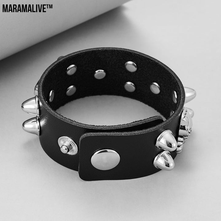 Round Rivet Gothic Bracelet Hip Hop Dark Skull Head Leather Bracelet