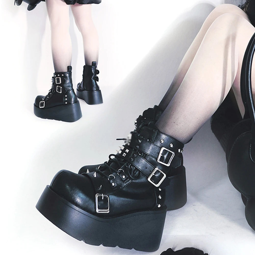 Women Platform Gothic Ankle Combat Boots Rivet Chain Wedges Punk Cosplay Zip Booties Autumn Winter Motorcycle Shoes