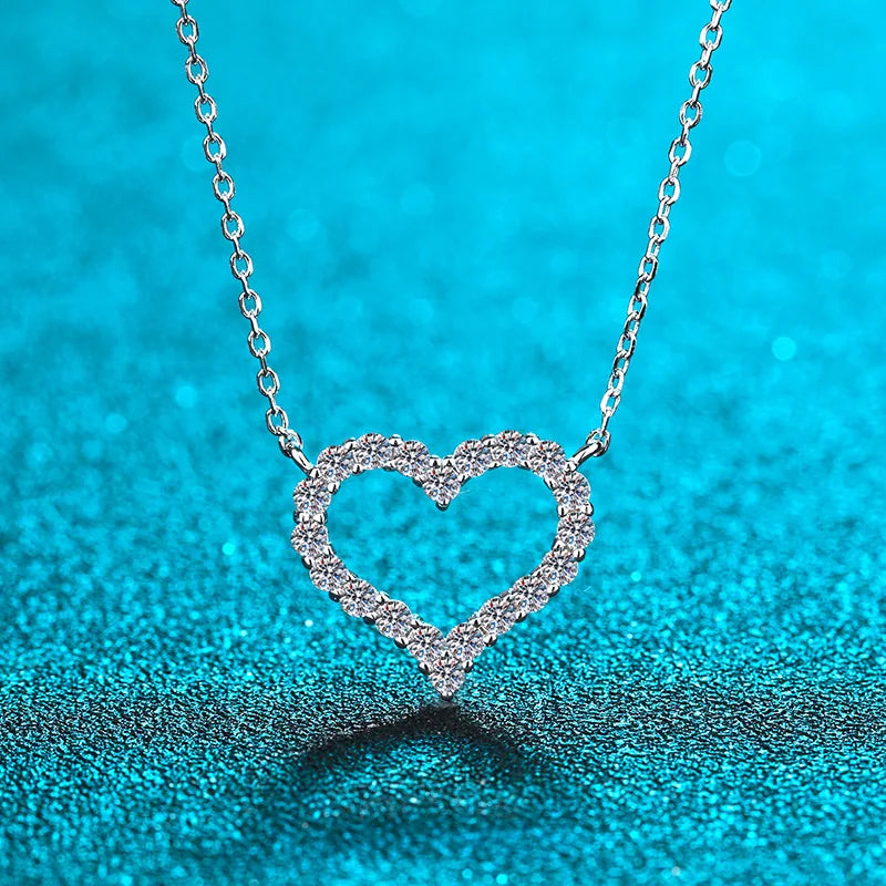 Moissanite Necklace Heart Pendant 925 Sterling Sliver White Gold Plated Chain with GRA Fine Neck Chain for Women