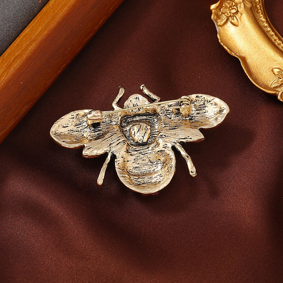 Crystal Bee Brooches For Women Vintage Beetle Pin Insect Jewelry Alloy Material Fashion Coat Accessories