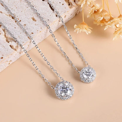 Moissanite Necklace 0.5ct/1ct D Color Round Cut Pendant 18K White Gold Plated Adjustable 925 Sterling Silver Fine Jewelry