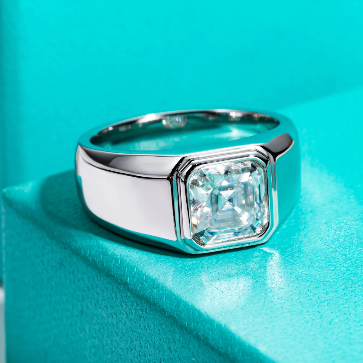 Moissanite Rings: Exquisite, Elegant Jewelry for Men