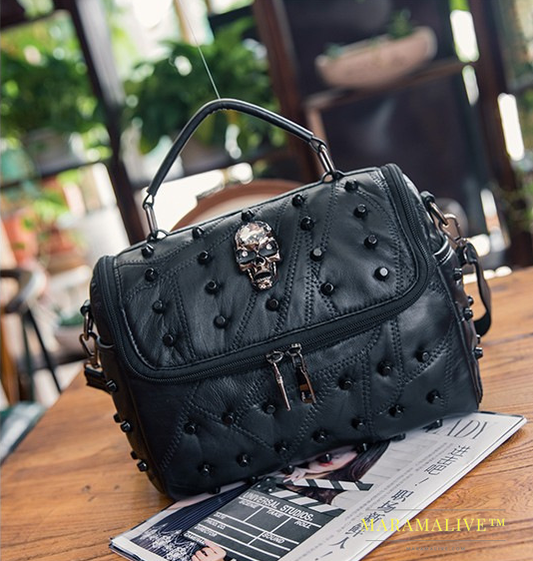 Studded hoe head portable small square bag casual slung shoulder bag