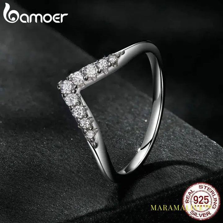 V-shape Moissanite Ring Delicate Lab Diamond Ring 925 Sterling Silver for Women Engagement Wedding Jewelry