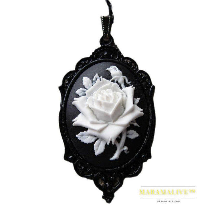 Victoria Black Rose With White Or White Rose With Black Necklace