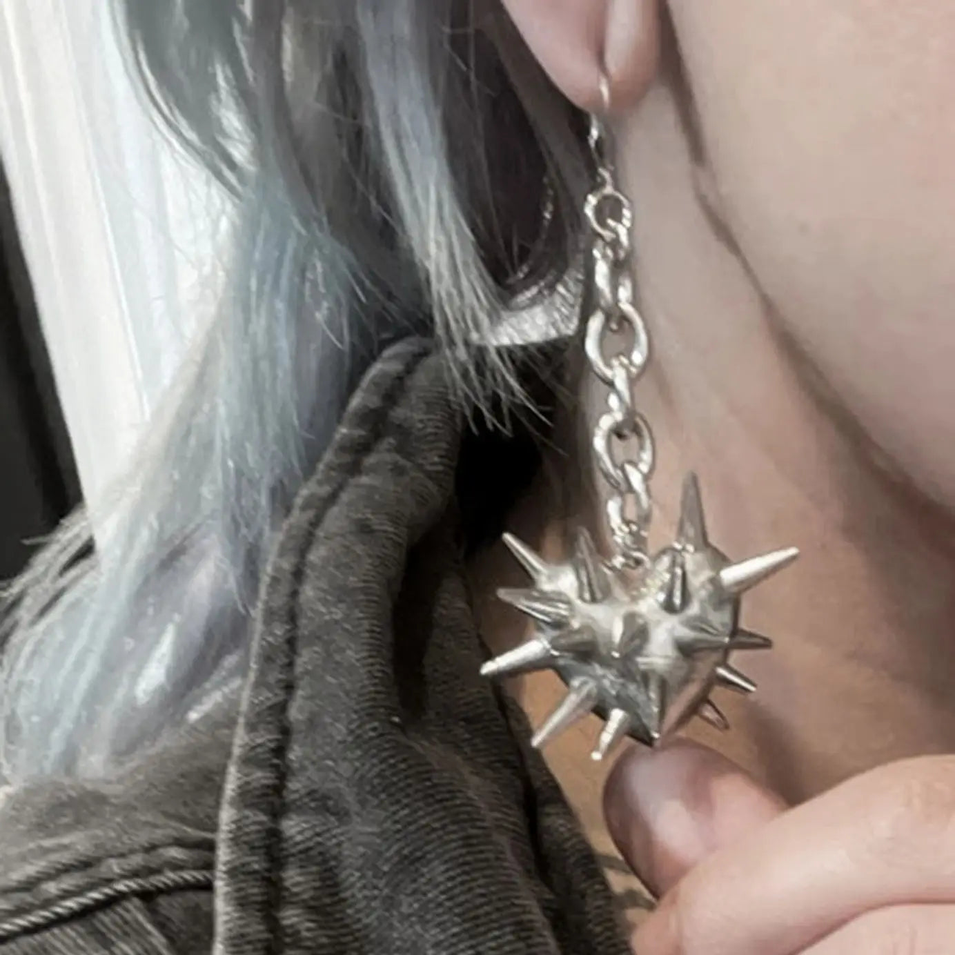 Vintage Heart Thorn Spike Chain Alloy Silver Pendant Earrings: A Gothic Fashion Masterpiece