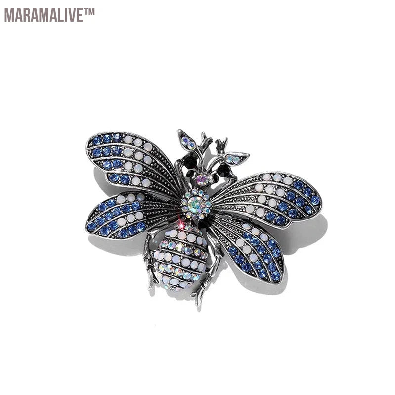 Vintage Insect Jewelry Shiny Zircon Butterfly Brooches Retro Pins Rhinestone Delicate Moth Brooches Pin