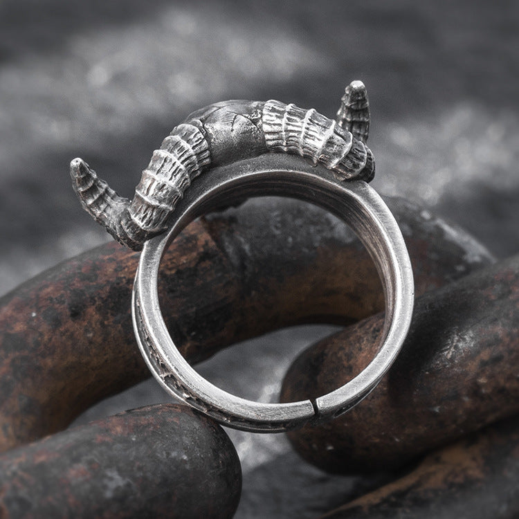 Vintage Punk Style Skull Horn Ring