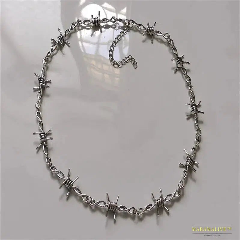 Vintage Unisex Brambles Iron Choker: Gothic Punk Style Barbed Wire Necklace