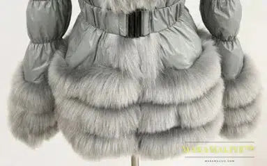 Winter Coat Women New Fashion Faux Fur Coat Detachable Sleeves Hood Duck Down Coats Hooded Black Puffer Jacket Outwear