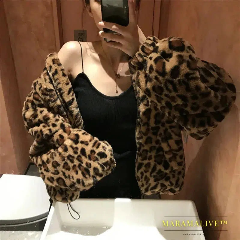 Winter Leopard Print Jacket Women's Stand collar Warm Parkas Outwear 2023 New Autumn Winter Female Loose Faux Fur Coats