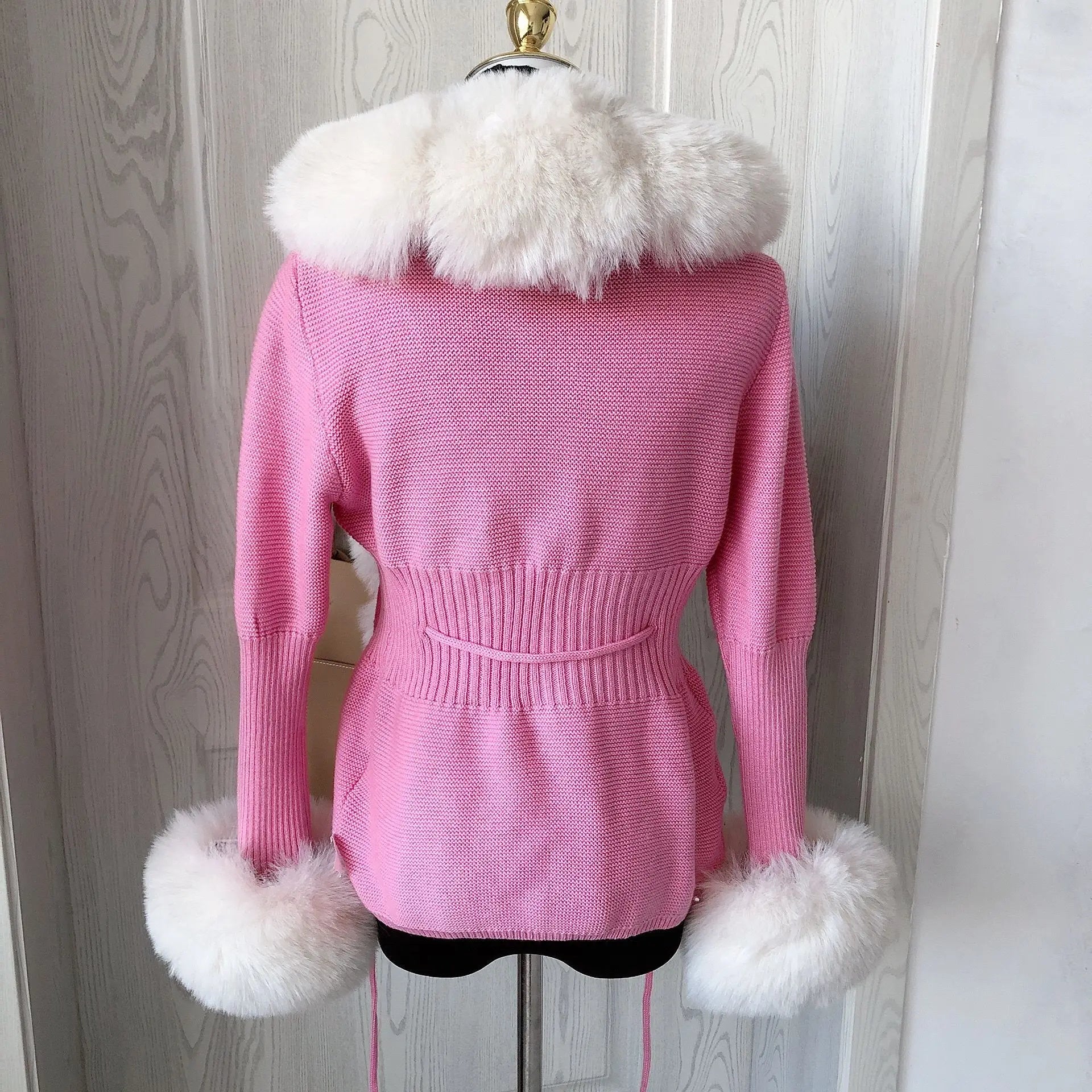 Women's Cropped Sweater Cardigan Spring Autumn Hot Sale Faux Fur Knit Sweater Cardigan with Faux Fox Fur Fur Collar Ladies Coat