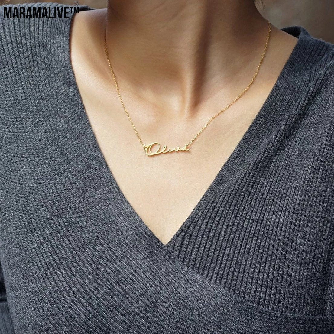 Women's Personalized Name 18k Gold Necklace