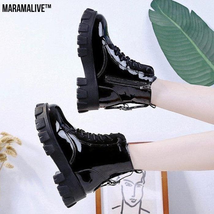 Women's platform boots