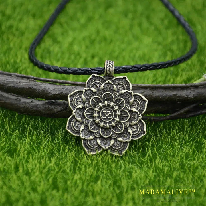 Yoga Spiritual KARMA Buddha Wiccan Lotus Flower Wicca Moon Necklace Men Women Accessories Witchcraft Witch Indian Jewlery